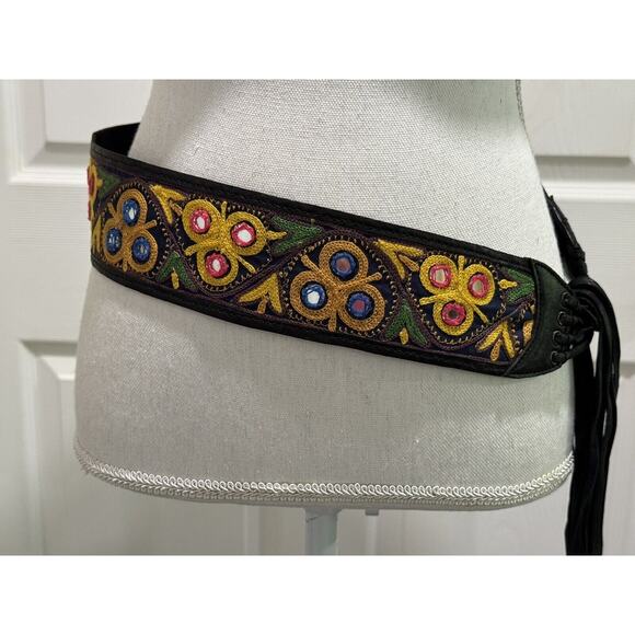STREETS AHEAD Black Leather Colorful Discs SMALL Gypsy Hippie Boho Tie Belt NEW